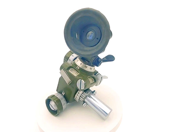 Universal scope for 60mm mortar